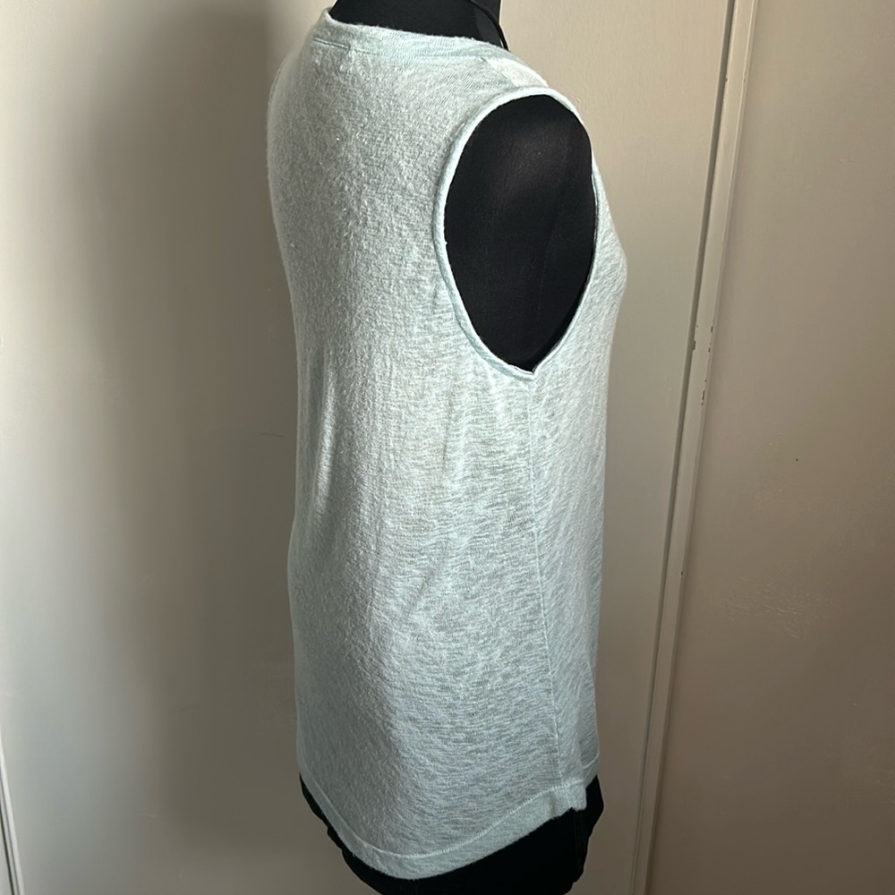 Young at Heart Lightweight V-Neck Knit Sweater Tank Top - Picture 4 of 10